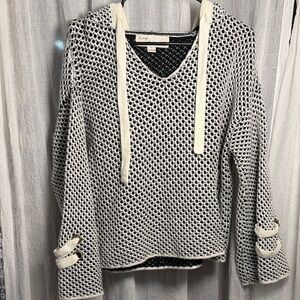 Vintage Havana Black and Cream V-Neck Hooded Knit Sweater